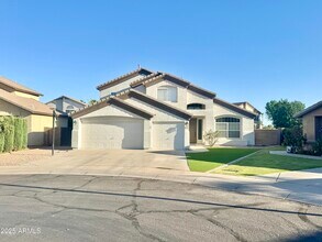211 E Constitution Dr in Gilbert, AZ - Building Photo - Building Photo