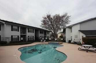 Shadow Ridge Apartments in Allen, TX - Foto de edificio - Building Photo