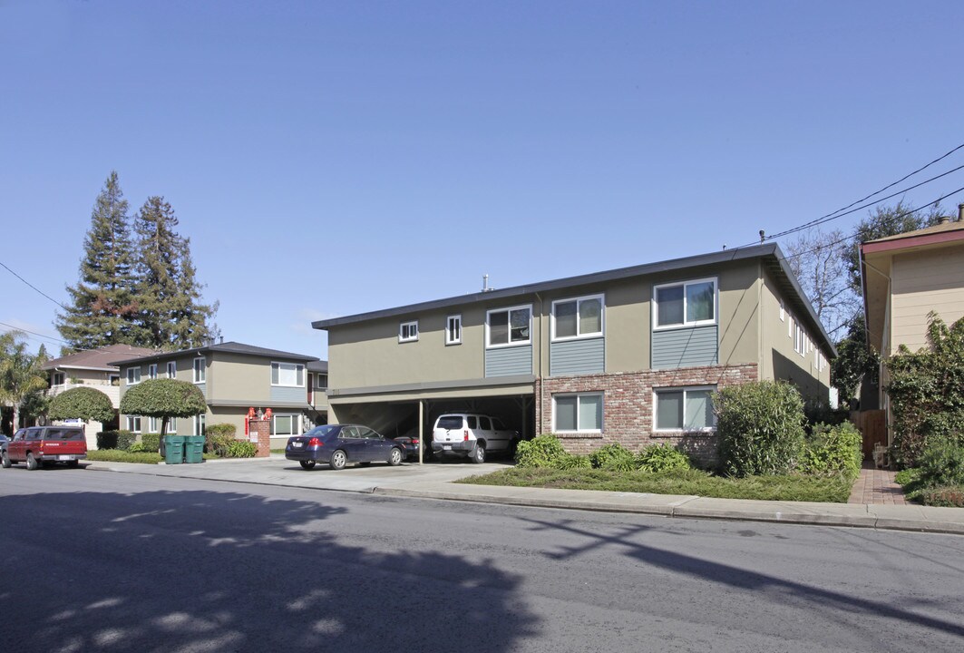 Coleman Apartments in Menlo Park, CA - Foto de edificio