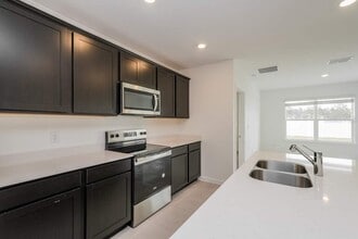 3706 Benham Rise Rd in Spring Hill, FL - Building Photo - Building Photo