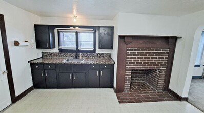 104 W King St in Abbottstown, PA - Building Photo - Building Photo