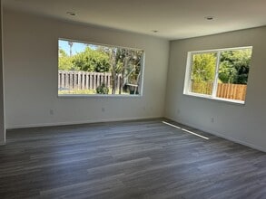 1316 Laurel St in Santa Cruz, CA - Building Photo - Building Photo