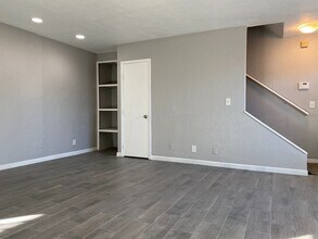 500 N Davis Ave in Oklahoma City, OK - Building Photo - Building Photo