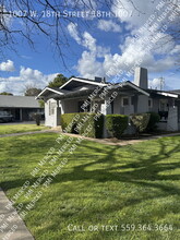 1007 W 18th St in Merced, CA - Building Photo - Building Photo