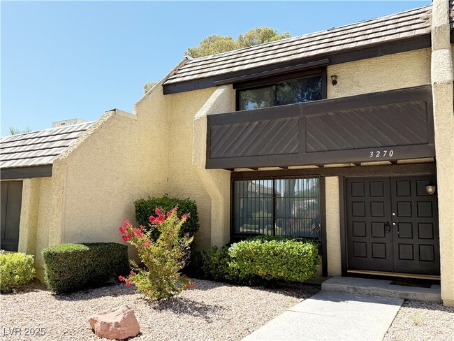 3270 Liahona Way in Las Vegas, NV - Building Photo - Building Photo