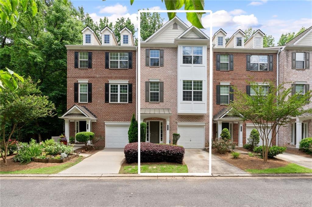 651 Coligny Ct in Atlanta, GA - Building Photo