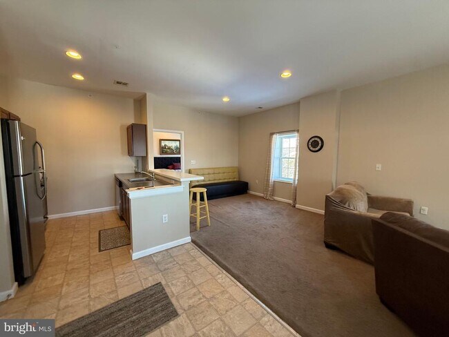 2 S 3rd St in Oxford, PA - Building Photo - Building Photo