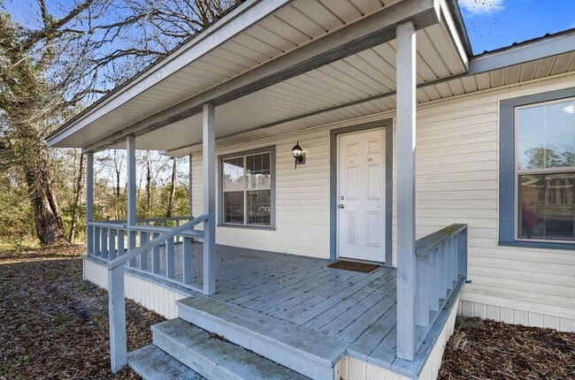 property at 472 E Main St