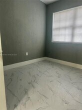 3720 SW 32 Ave in West Park, FL - Building Photo - Building Photo