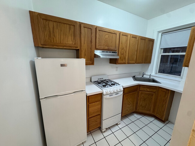 property at 1127 Commonwealth Ave