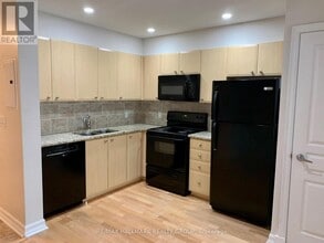 200-200 Besserer St in Ottawa, ON - Building Photo - Building Photo