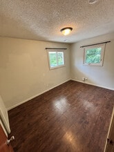 4556 Madison St NE in Columbia Heights, MN - Building Photo - Building Photo