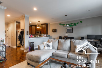 1136 W Diversey Pkwy in Chicago, IL - Building Photo - Building Photo