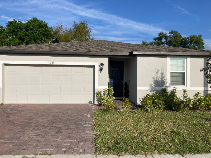 3098 Laurel Oak Ln in Winter Haven, FL - Foto de edificio