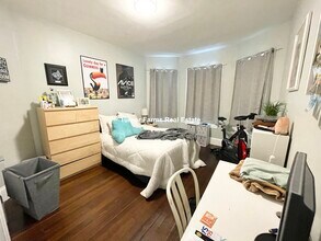147 Boston St, Unit 1 in Boston, MA - Building Photo - Building Photo