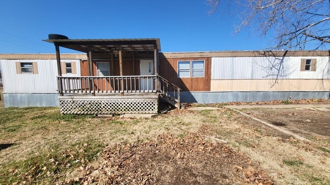 property at 22627 E 775 Rd