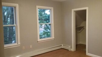 9 Mechanic St in Griswold, CT - Building Photo