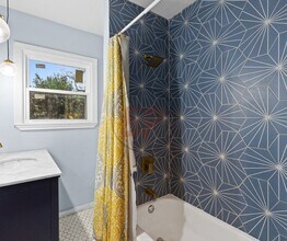 828 N 43rd St in Waco, TX - Building Photo - Building Photo