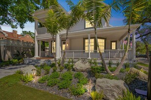 326 Plant in Tampa, FL - Building Photo