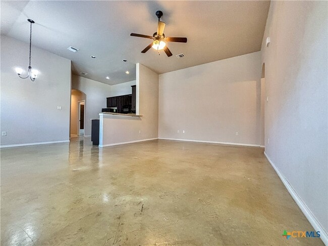 property at 752 Saengerhalle Rd