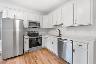 138 K St, Unit 1 in Boston, MA - Building Photo - Building Photo