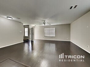 6448 Mountain Pines Ln in Katy, TX - Building Photo - Building Photo