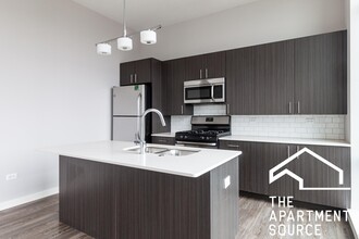 1544 W North Ave in Chicago, IL - Building Photo - Building Photo