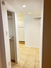 2214-2216 Moreno Ave in Ft. Myers, FL - Building Photo - Building Photo