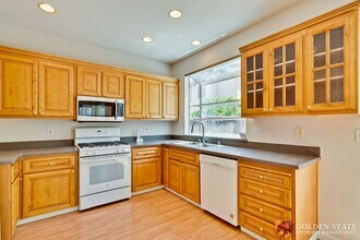 2308 Gianera St in Santa Clara, CA - Building Photo - Building Photo