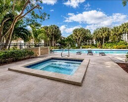 620 S Park Rd in Hollywood, FL - Building Photo