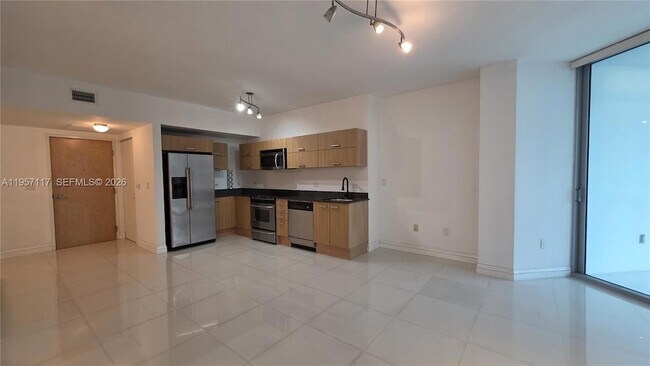 350 S Miami Ave, Unit 2308 in Miami, FL - Building Photo - Building Photo