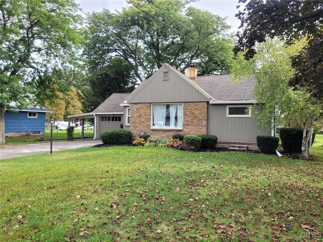 408 Exeter St in East Syracuse, NY - Building Photo - Building Photo
