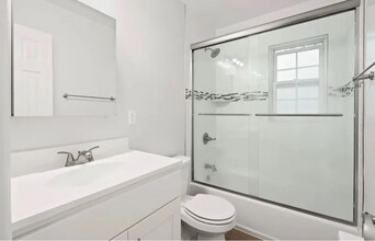 345 Broad St, Unit 2 in Red Bank, NJ - Building Photo - Building Photo