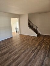 11 Nottingham Ln, Unit 11 Nottingham in Belleville, IL - Building Photo - Building Photo
