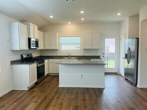 4240 Rimrock Rose Ln in Andice, TX - Building Photo - Building Photo
