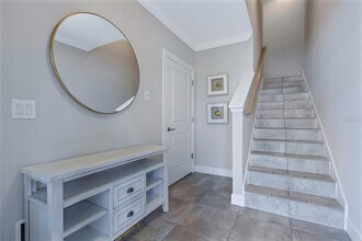 4063 Rocky Shores Dr in Tampa, FL - Building Photo - Building Photo