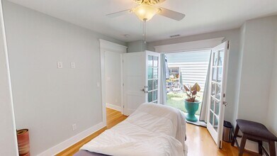 263 C Ave in Coronado, CA - Building Photo - Building Photo