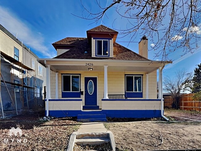 property at 2426 S Acoma St