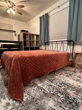 1637 SW 16th St in Miami, FL - Building Photo - Building Photo