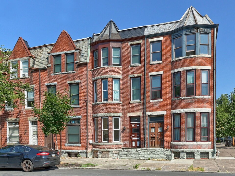 224 Reily St in Harrisburg, PA - Building Photo