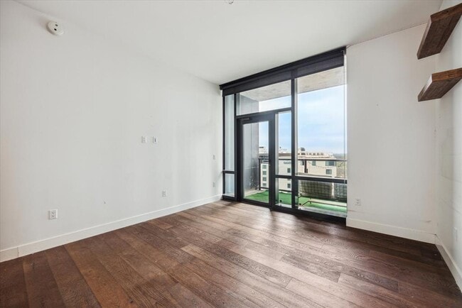 property at 70 Rainey St