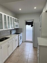 3916 SW 58th Ave in Miami, FL - Building Photo - Building Photo