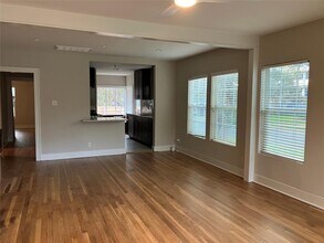 1921 W 39th St in Austin, TX - Building Photo - Building Photo