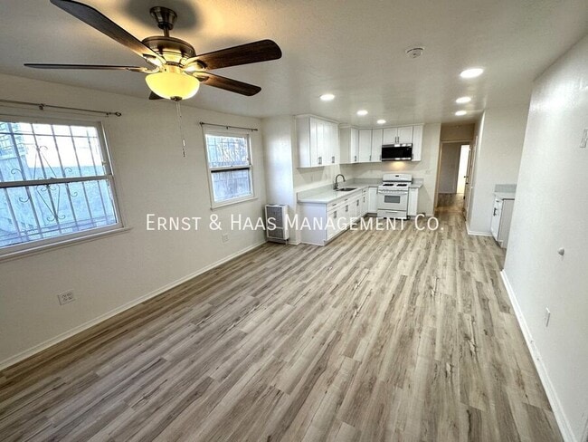 622 E 7th St in Long Beach, CA - Building Photo - Building Photo