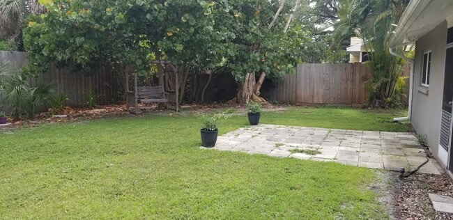 500 Sunset Beach Dr in Venice, FL - Foto de edificio - Building Photo