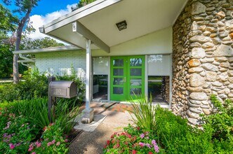 1101 Guinea Dr in Houston, TX - Foto de edificio - Building Photo