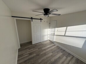 1849 Central Dr in Gary, IN - Building Photo - Building Photo