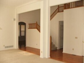 2404 S Holman Cir in Lakewood, CO - Building Photo - Building Photo