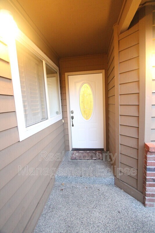 5710 14th Dr W in Everett, WA - Building Photo - Building Photo