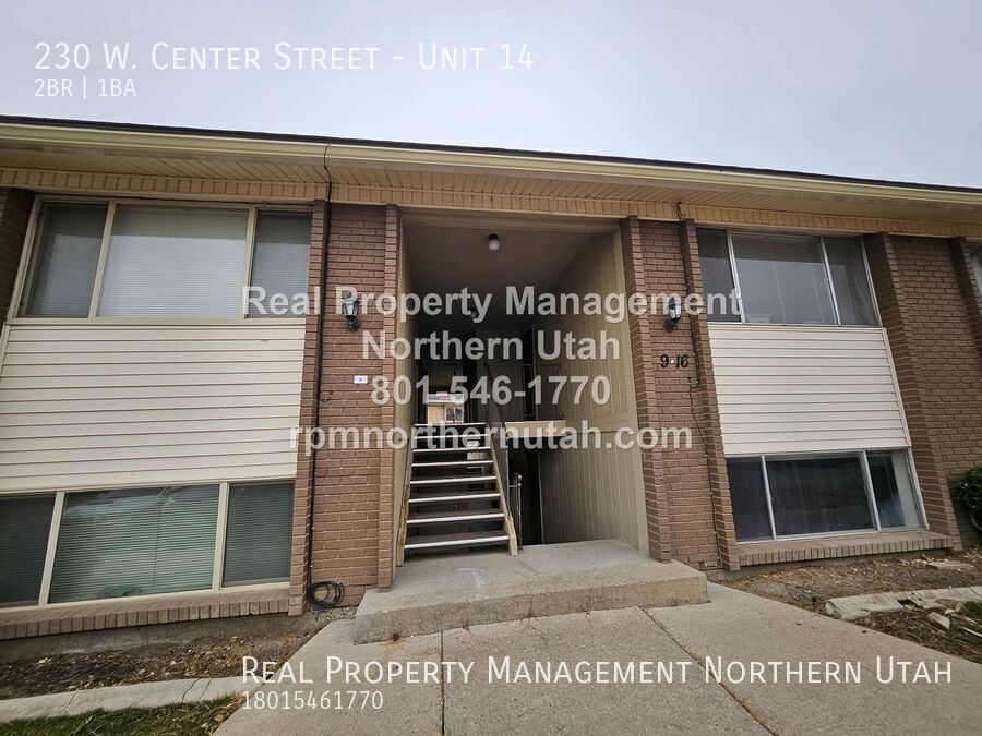 230 W Center St in Bountiful, UT - Foto de edificio